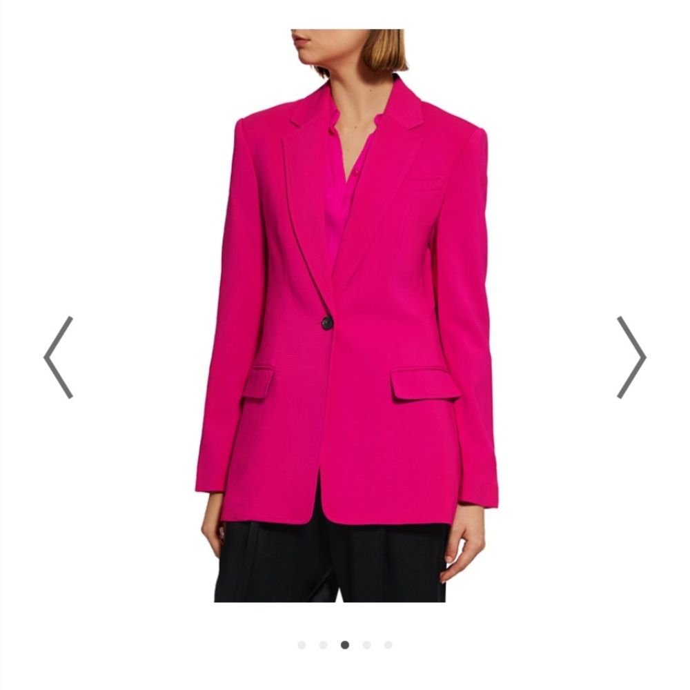 Tailored Women’s Blazer